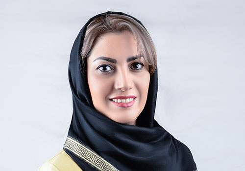 مریم نجفیان