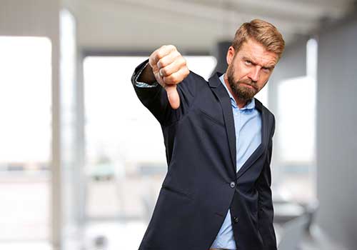 فرق عبارت‌های «It is not your business» و «What is it to you?» در زبان انگلیسی